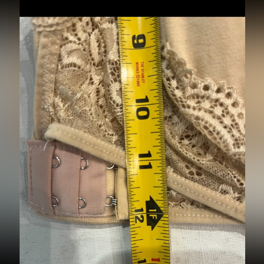 Nude/ beige lace strap adjustable pushup bralette. EUC! - Picture 5 of 5